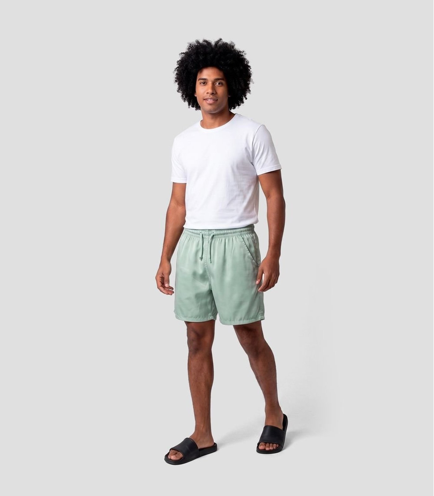 Bermuda Masculina Em Suede Com Bolsos Select Verde