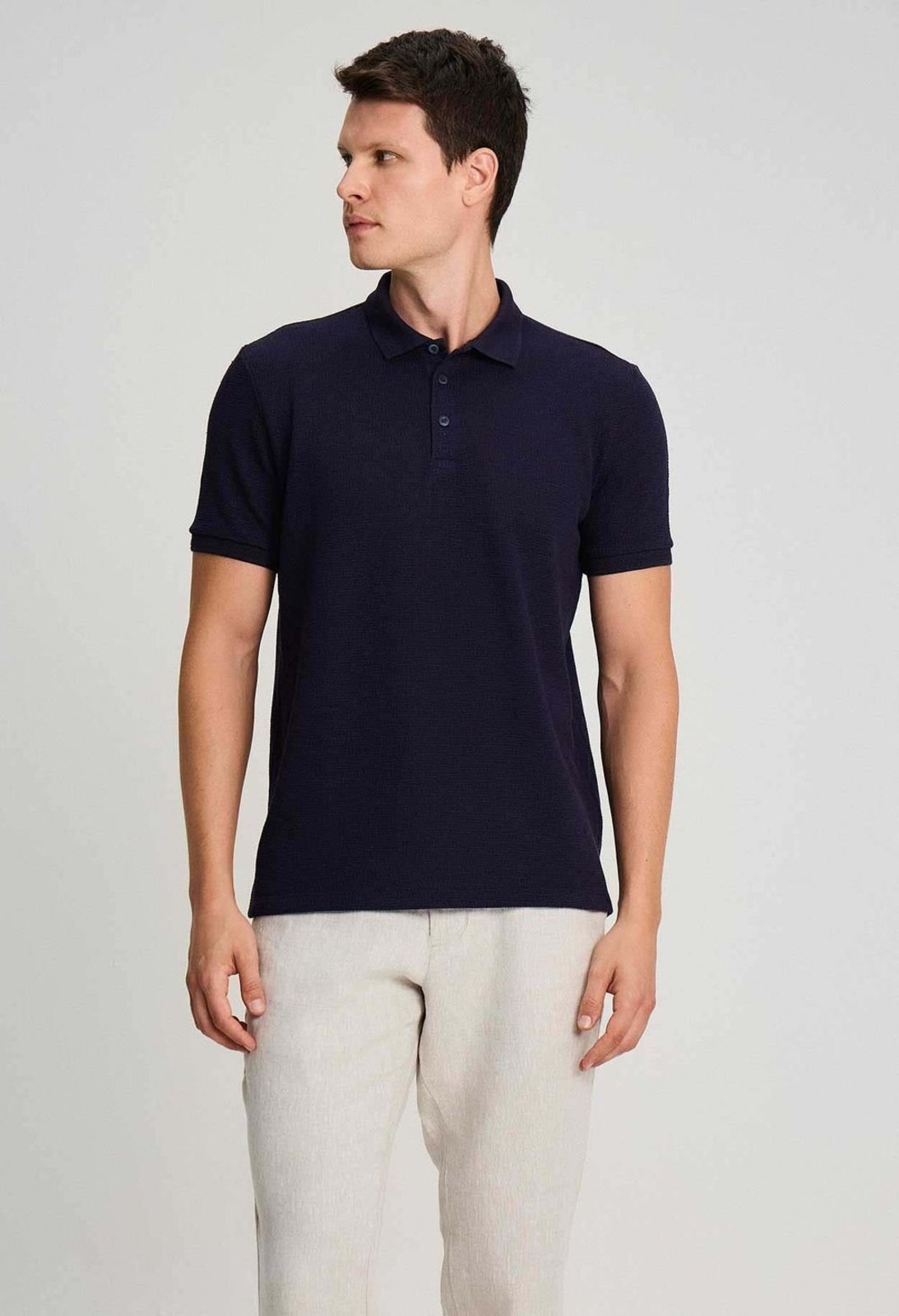 POLO DOCTHOS SLIM MANGA CURTA TRICOT TEXTURIZADA POLO DOCTHOS SLIM MANGA CURTA TRICOT TEXTURIZADA 029 AZUL NOITE G