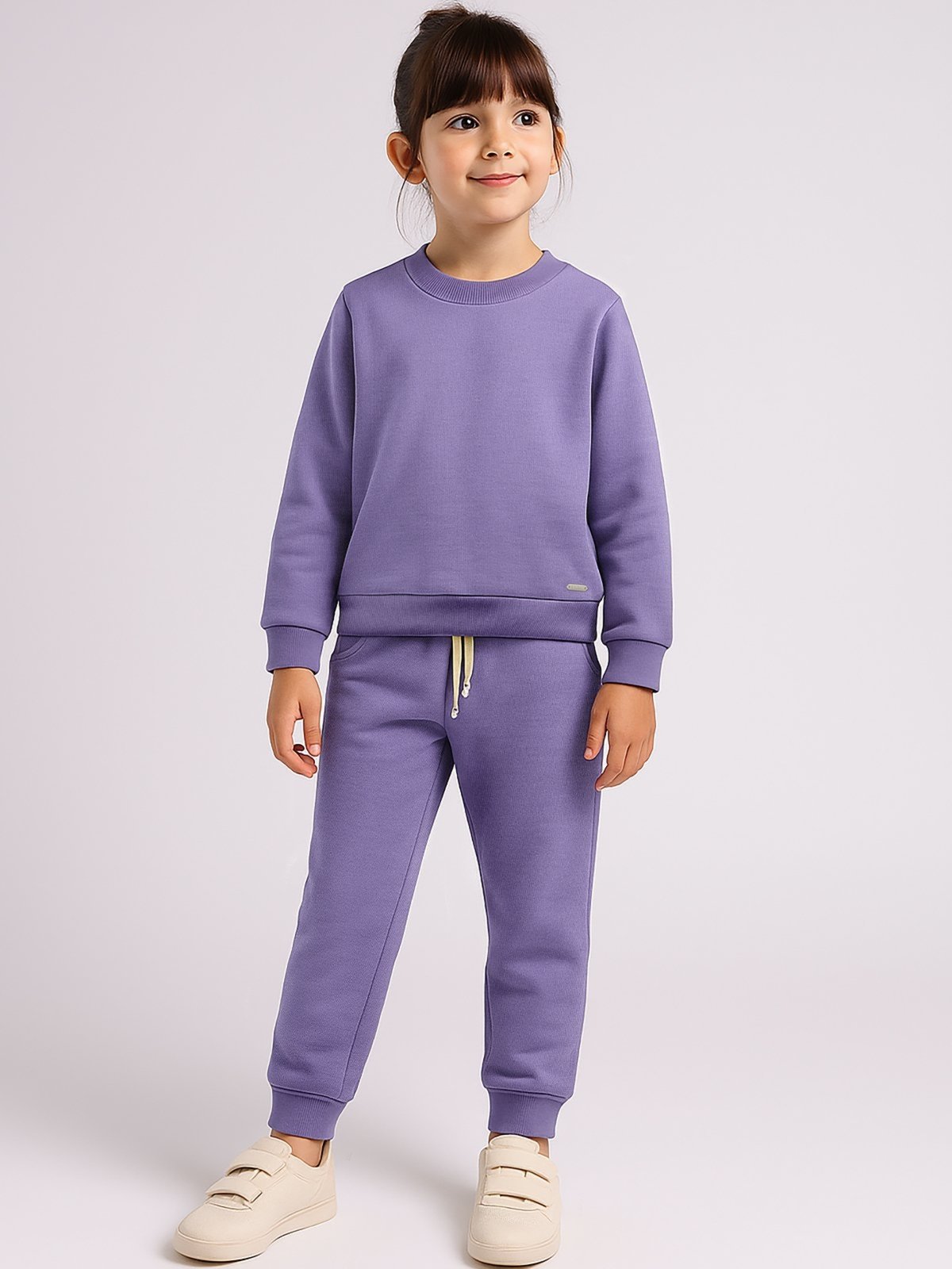 Vista 2 Infantil - Conjunto Moletom Bugbee Menina Casaco Manga Longa Gola Redonda e Calça com Bolso e Amarração Frontal Ipê roxo Bugbee roxo