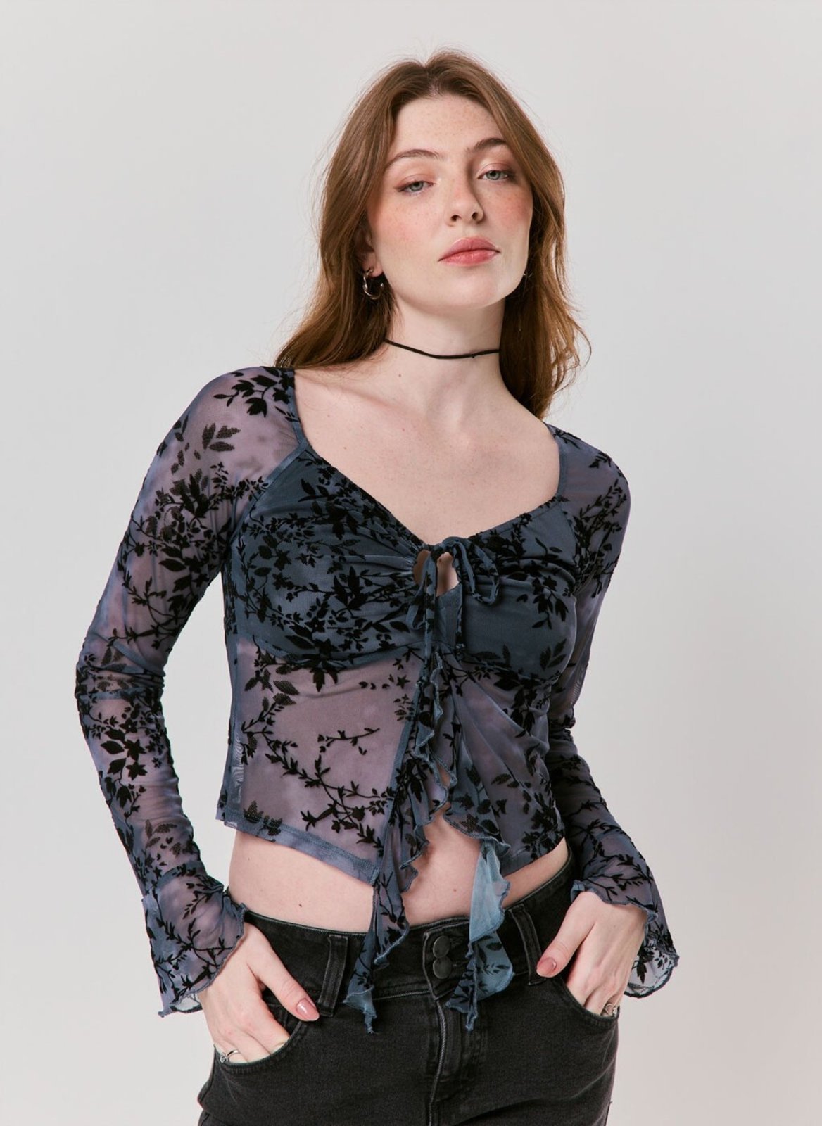Blusa Tule Com Amarração Frontal