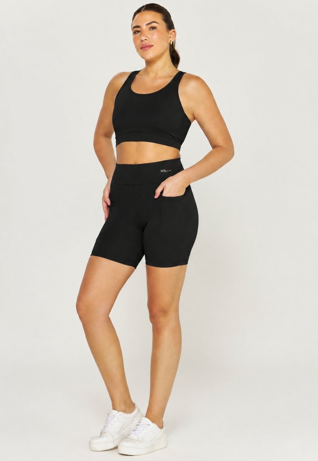 Bermuda Fit Blackout
