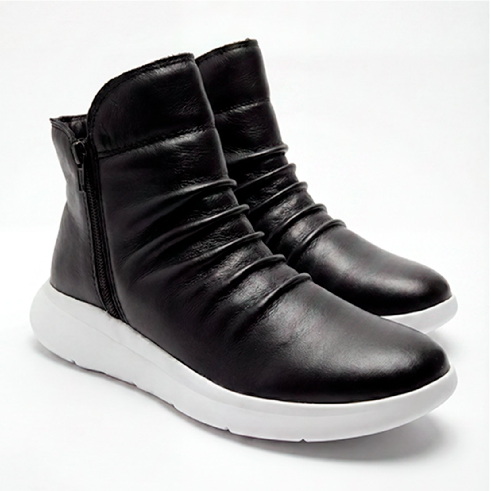 BOTA FEMININA CANO BAIXO DE COURO, MODELO 0700 PRETO MARCA KAUANY CALÇADOS