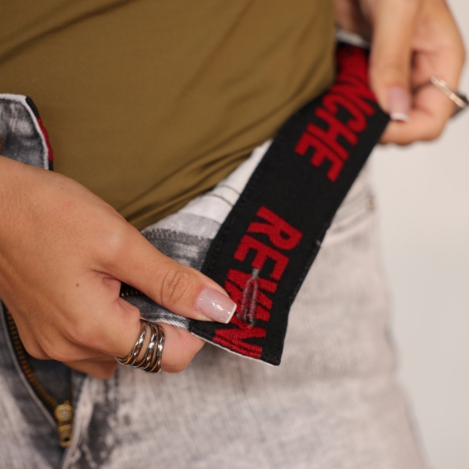 Vista 3 Calça Skinny Jeans com Cós Personalizado Feminina Revanche Ituaçu unico Revanche unico