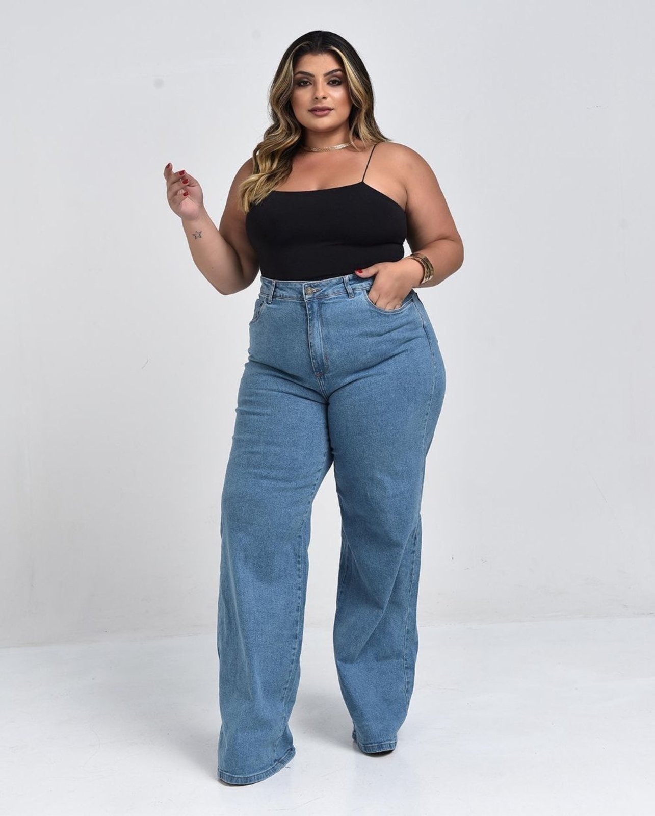 Calça Jeans Wide Leg Plus Size Feminina Cintura Alta Básica 28006 Média Consciência