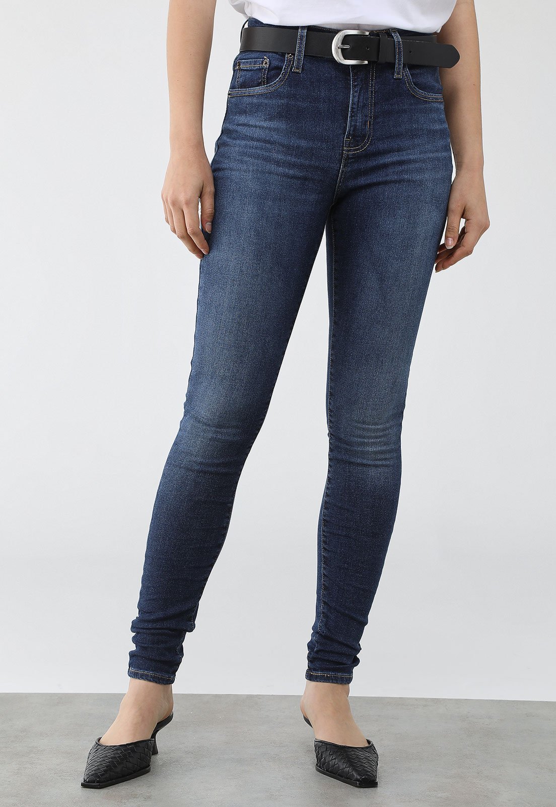 Calça Jeans Feminina Levi's 721 High Rise Skinny Azul Escuro