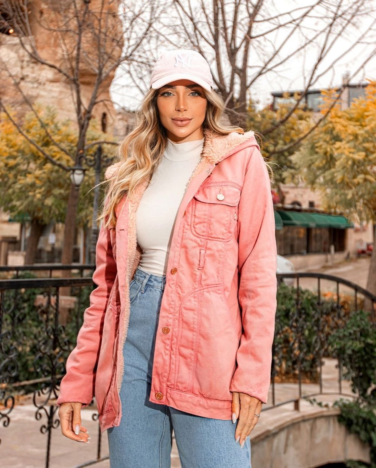 Parka de Sarja Feminina Forrada com Capuz 22627 Rose Consciência