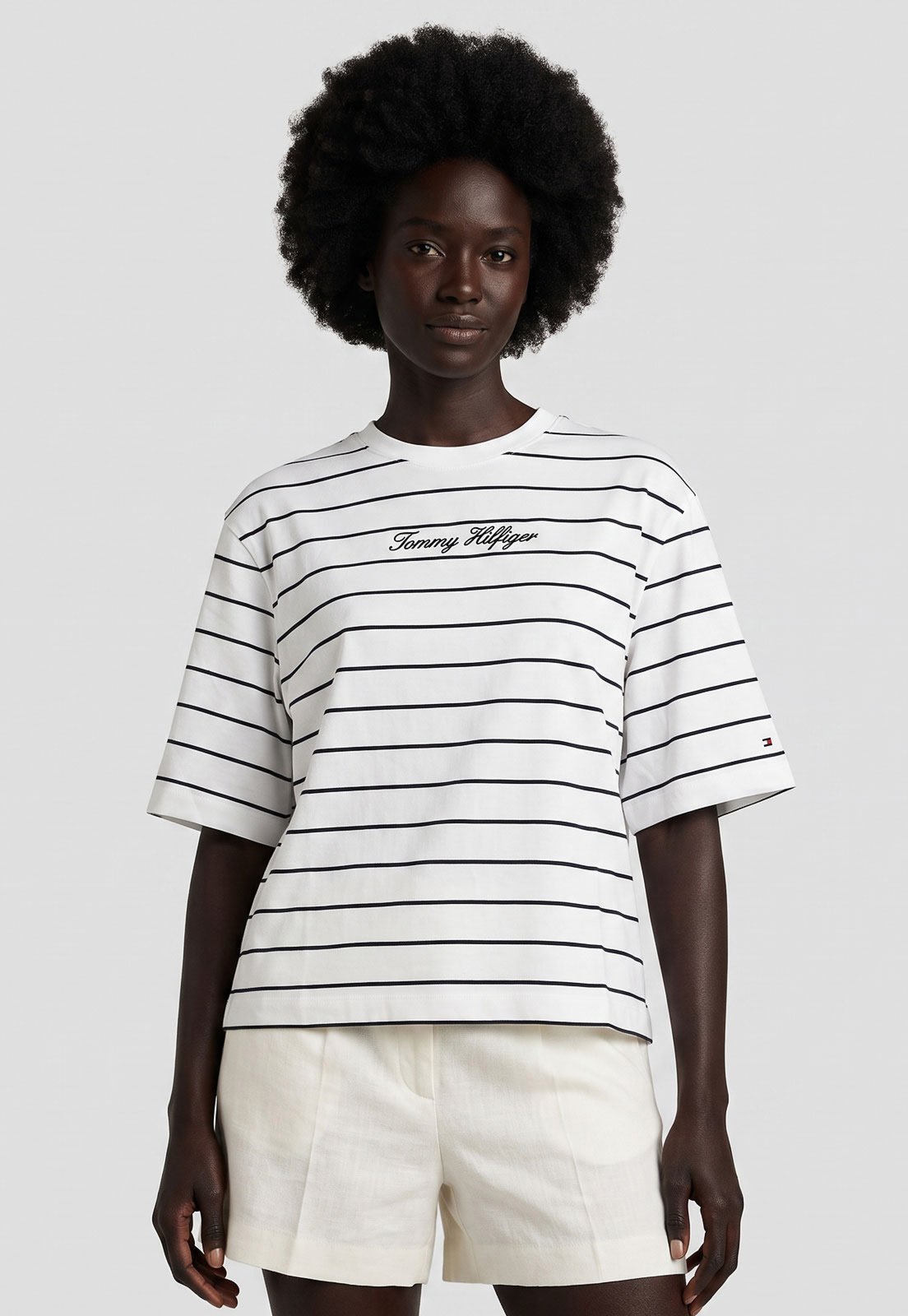 Camiseta Feminina Tommy Hilfiger Listrada Branca
