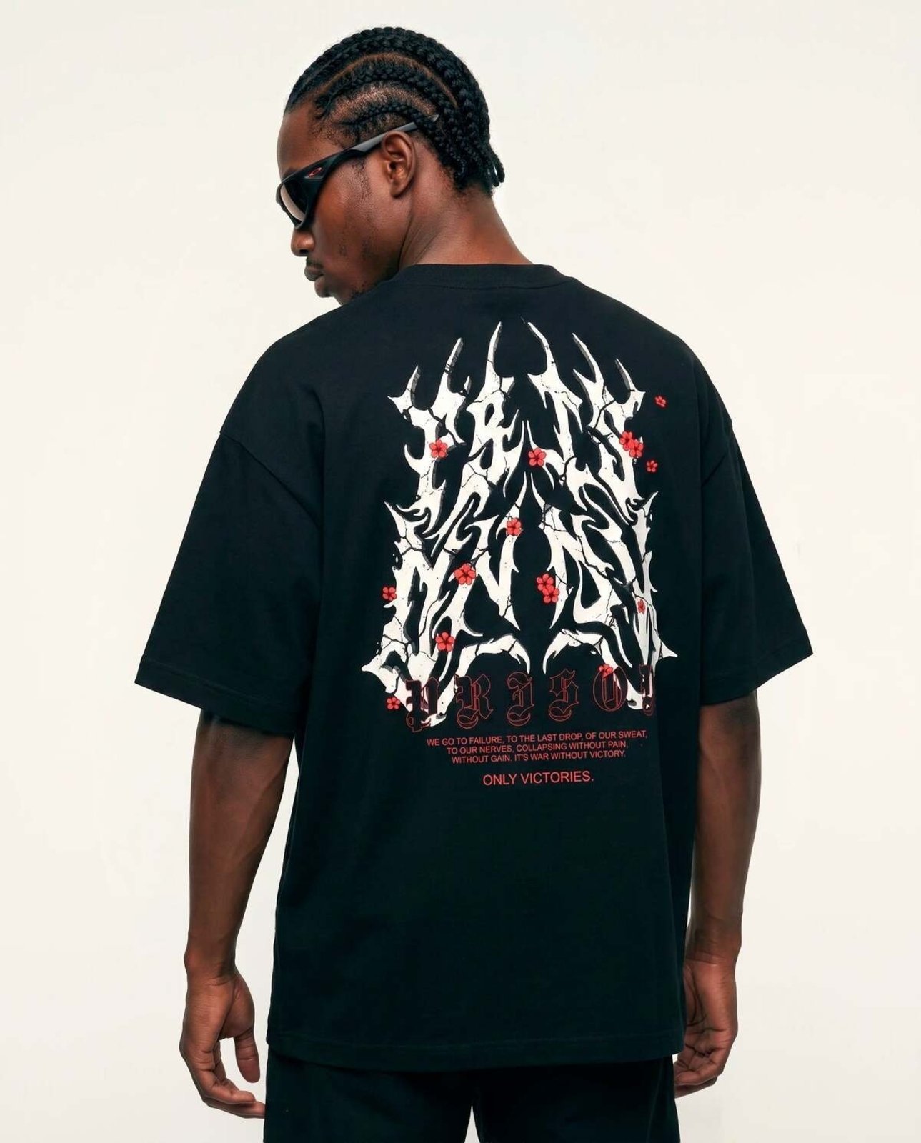Camiseta Oversized Only Victories Prison Preta