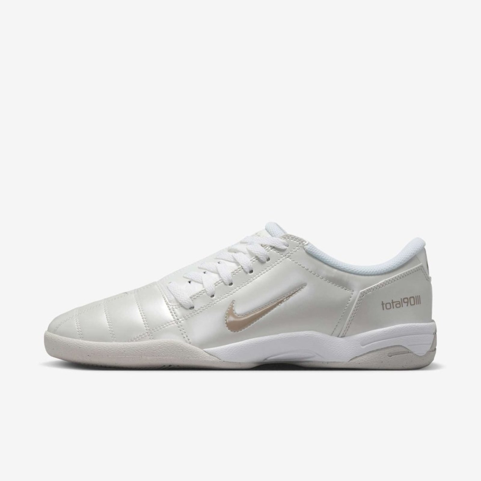 Nike Total 90