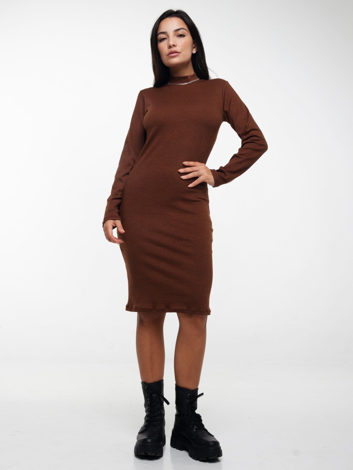 Vestido Midi Vicbela Gola Alta Manga Longa Canelado Marrom