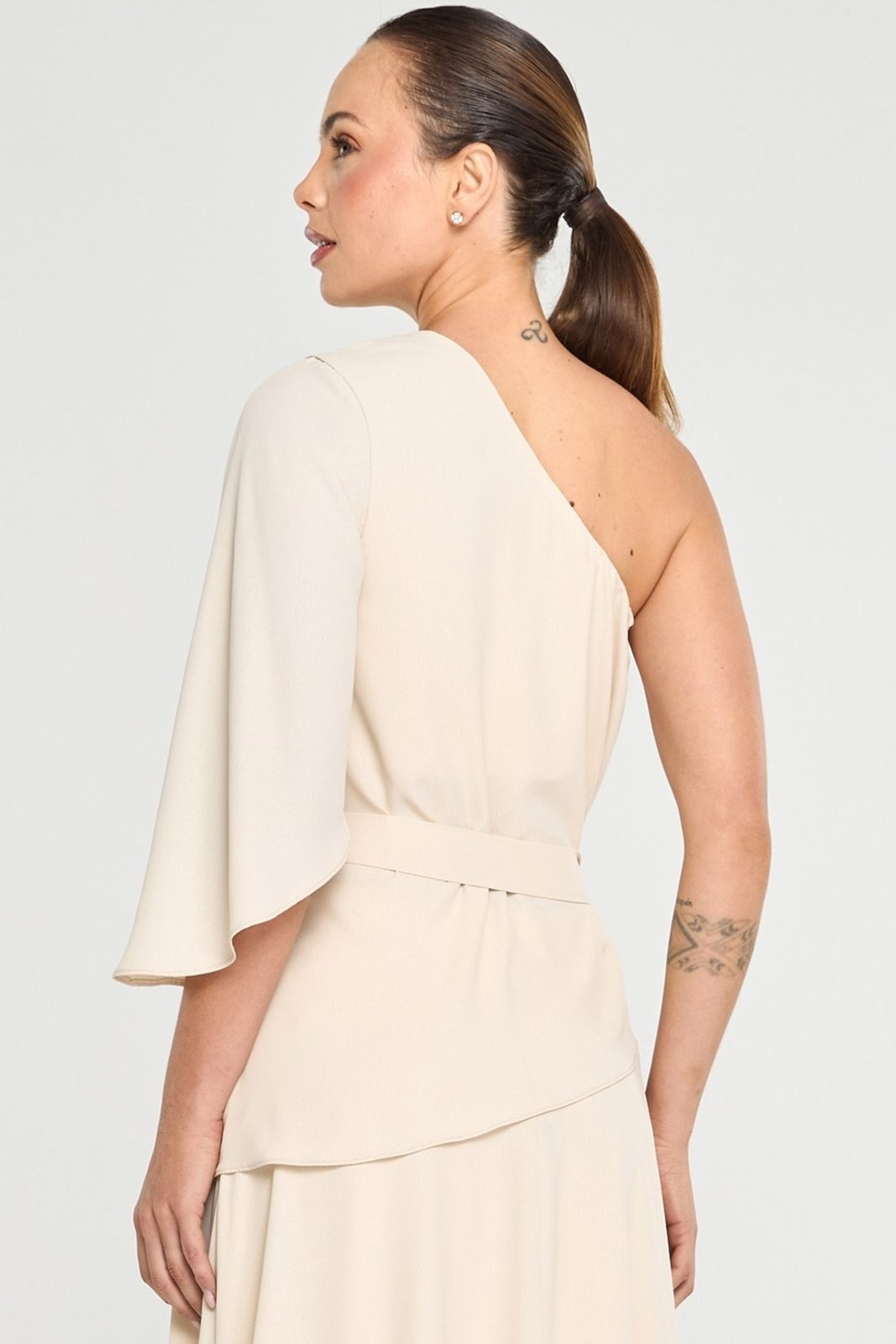Blusa PKS Um Ombro Só Assimétrica Bege