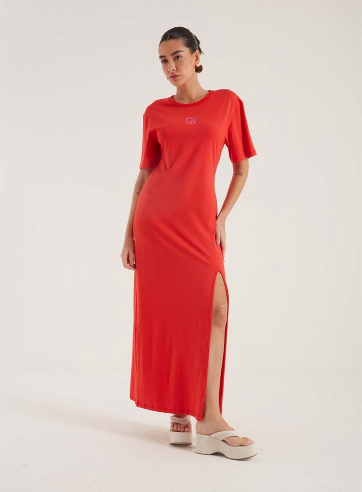 Vista 2 Vestido Comfy Longo manga Curta Triton Triton vermelho