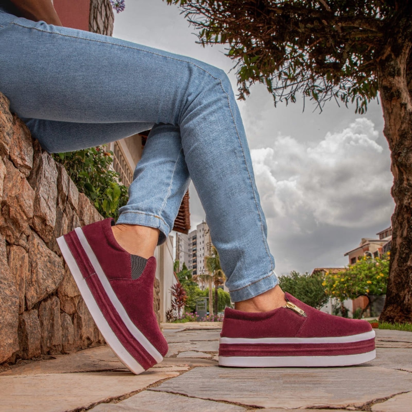 Slip On Tênis Plataforma Com Zíper Lateral Feminino Sola Alta Macio Para Ficar Alta – Bordô