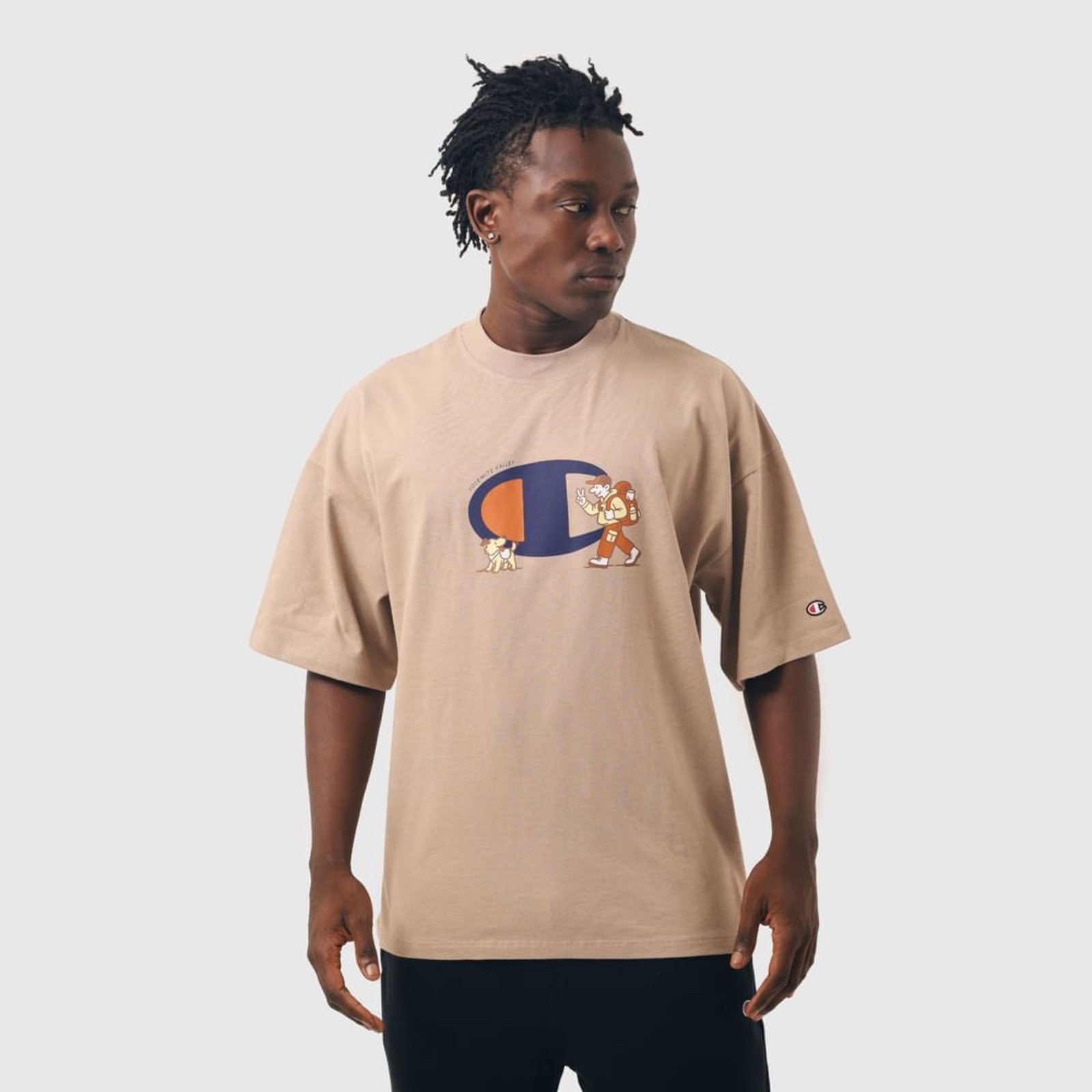 Camiseta Oversized Champion Life Hiker C Logo