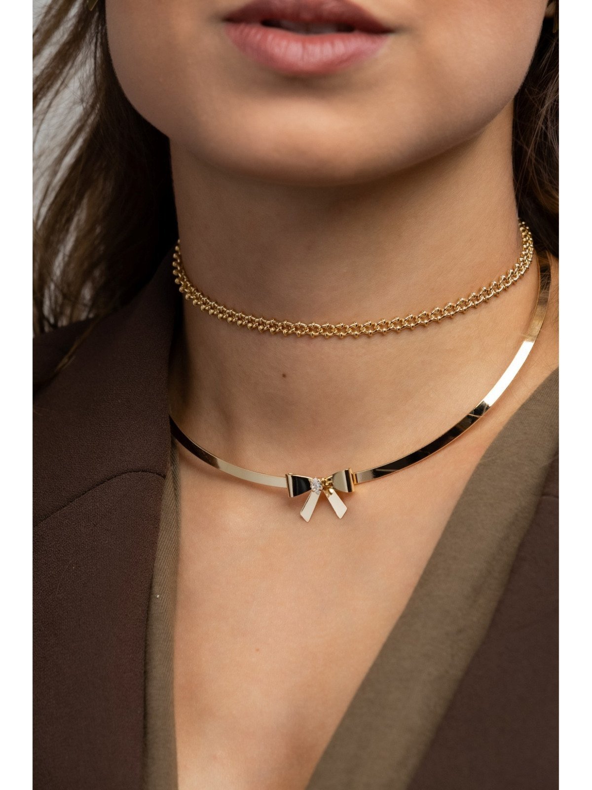 Vista 3 Choker Elos Entrelaçados Banhada a Ouro 18 k Alexandra Michelassi Semijoias dourado