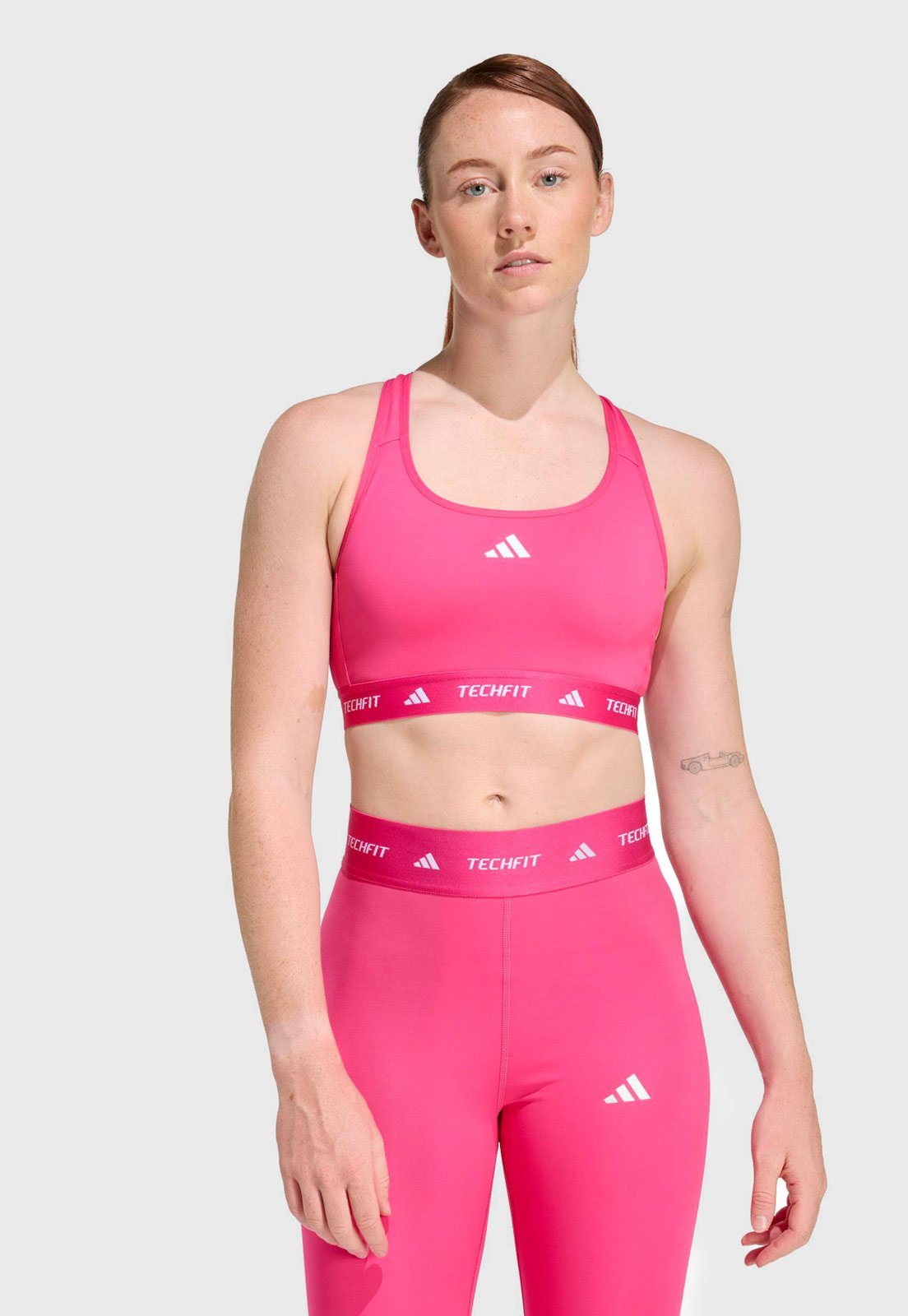 Top adidas Performance TF Cropped Rosa