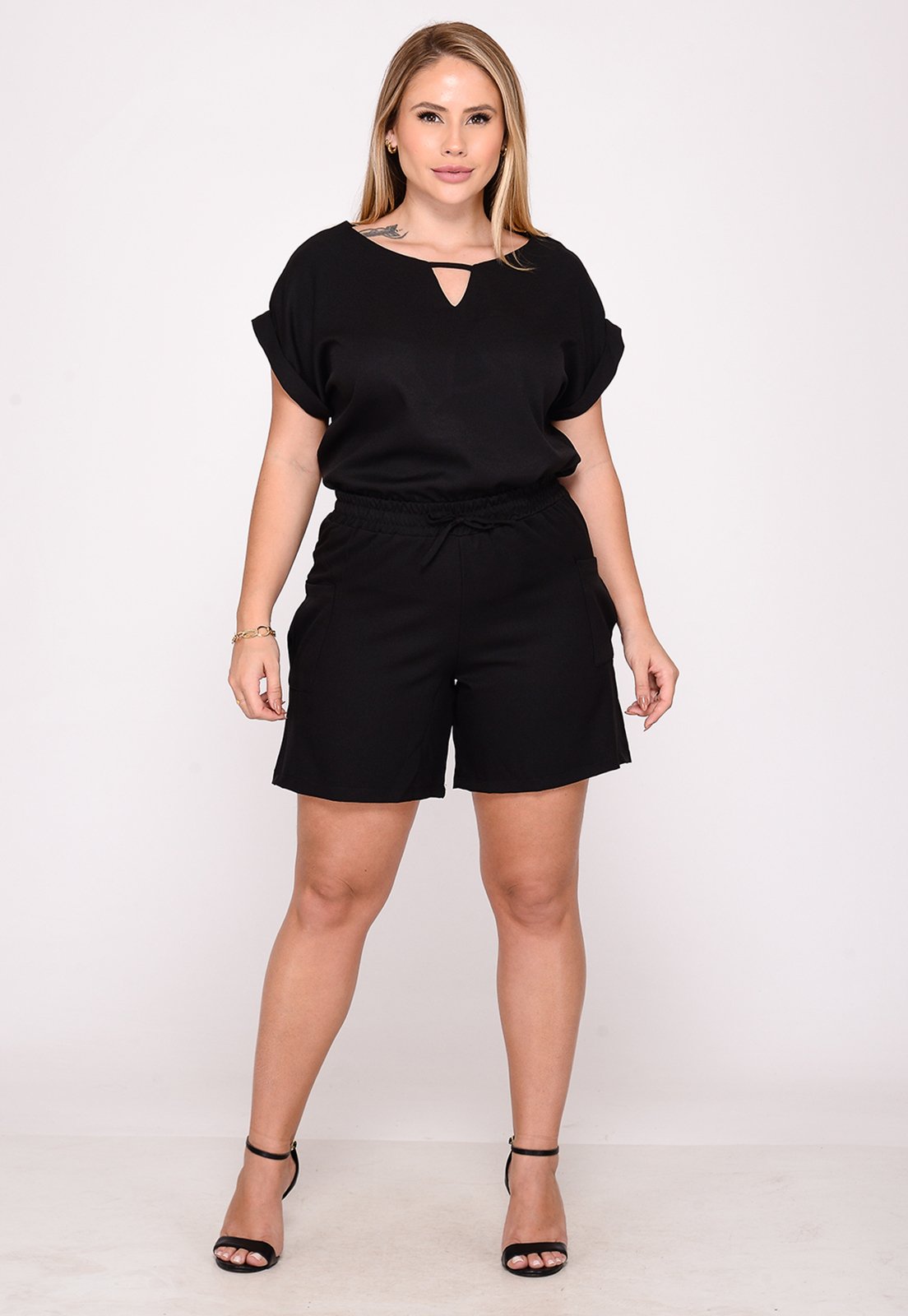 Conjunto Feminino Malha Crepe Shorts e Blusa Leve Conforto