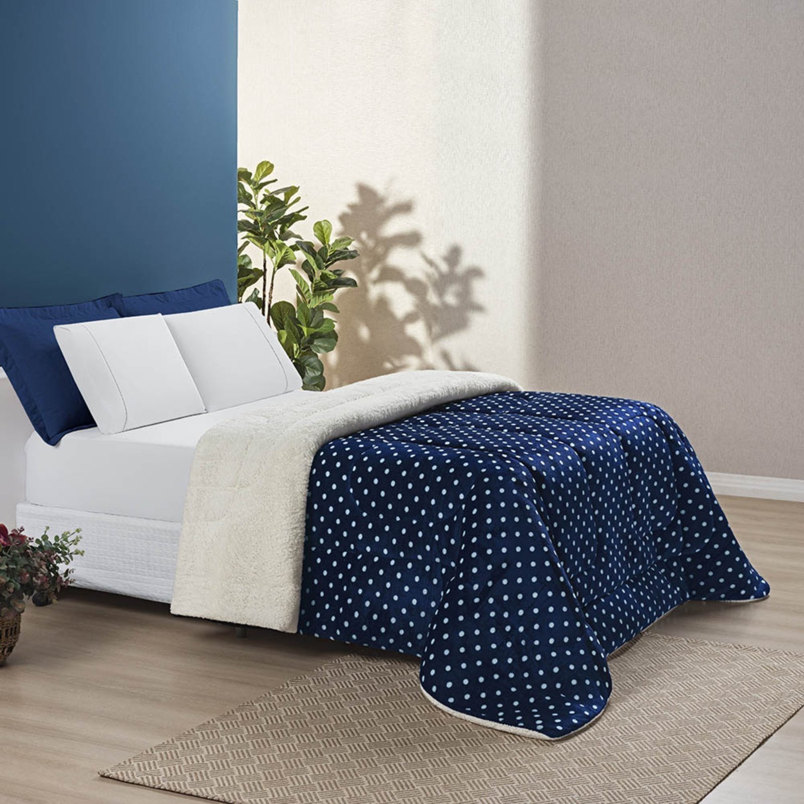 Edredom Coberdrom Romantico Poá Queen Sherpa e Manta Flannel - Marinho - 100% Poliéster