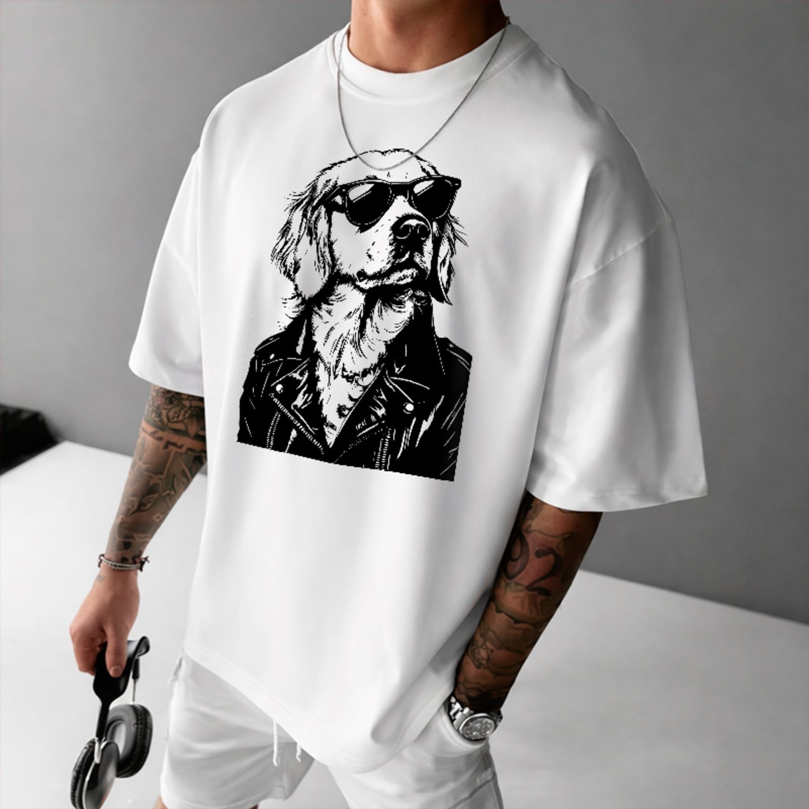Camiseta Oversized Cachorro Estiloso Óculos Streetwear Branco