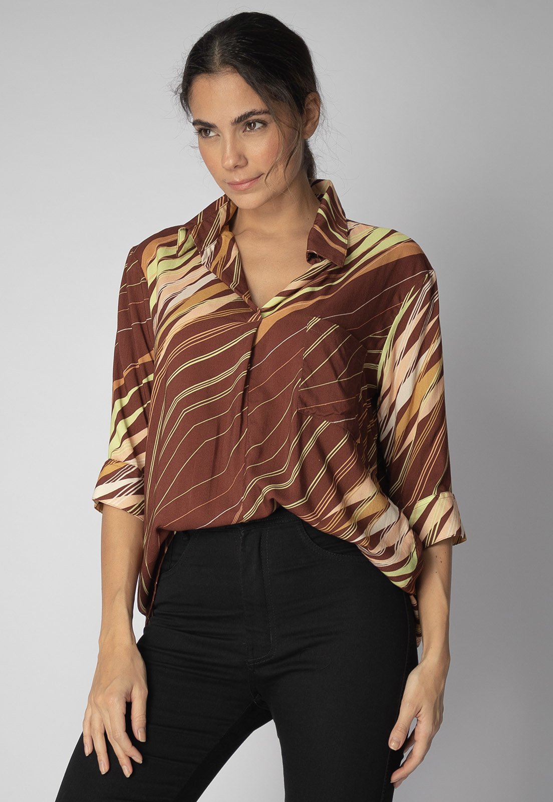 Camisa Gaiúba Amazonia Vital Ampla Viscose Background Marrom