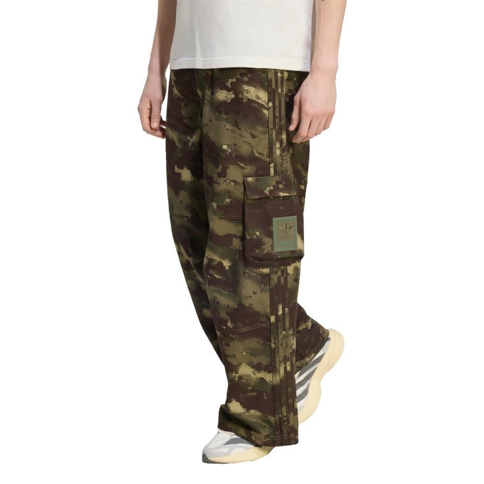 CAMO PANTS adidas Originals Verde