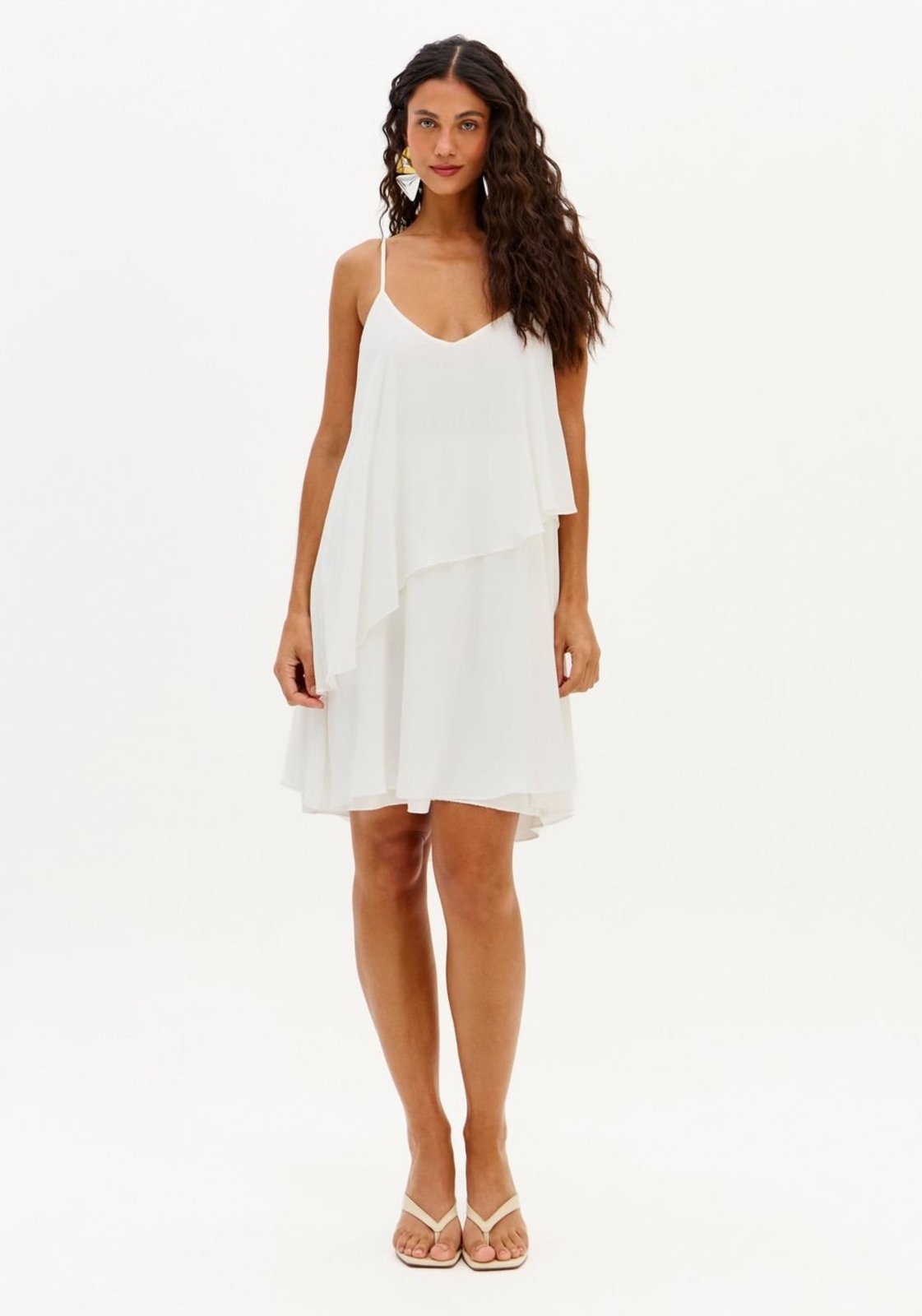 Vestido Curto Com Alças e Camadas My Favorite Things