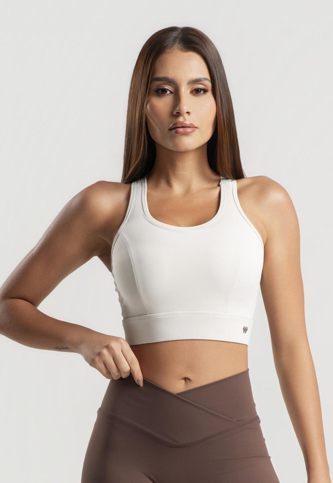 Top Fitness Nadador Com Bojo E Recortes Poliamida Bege Wemood Tp020-008 Bege