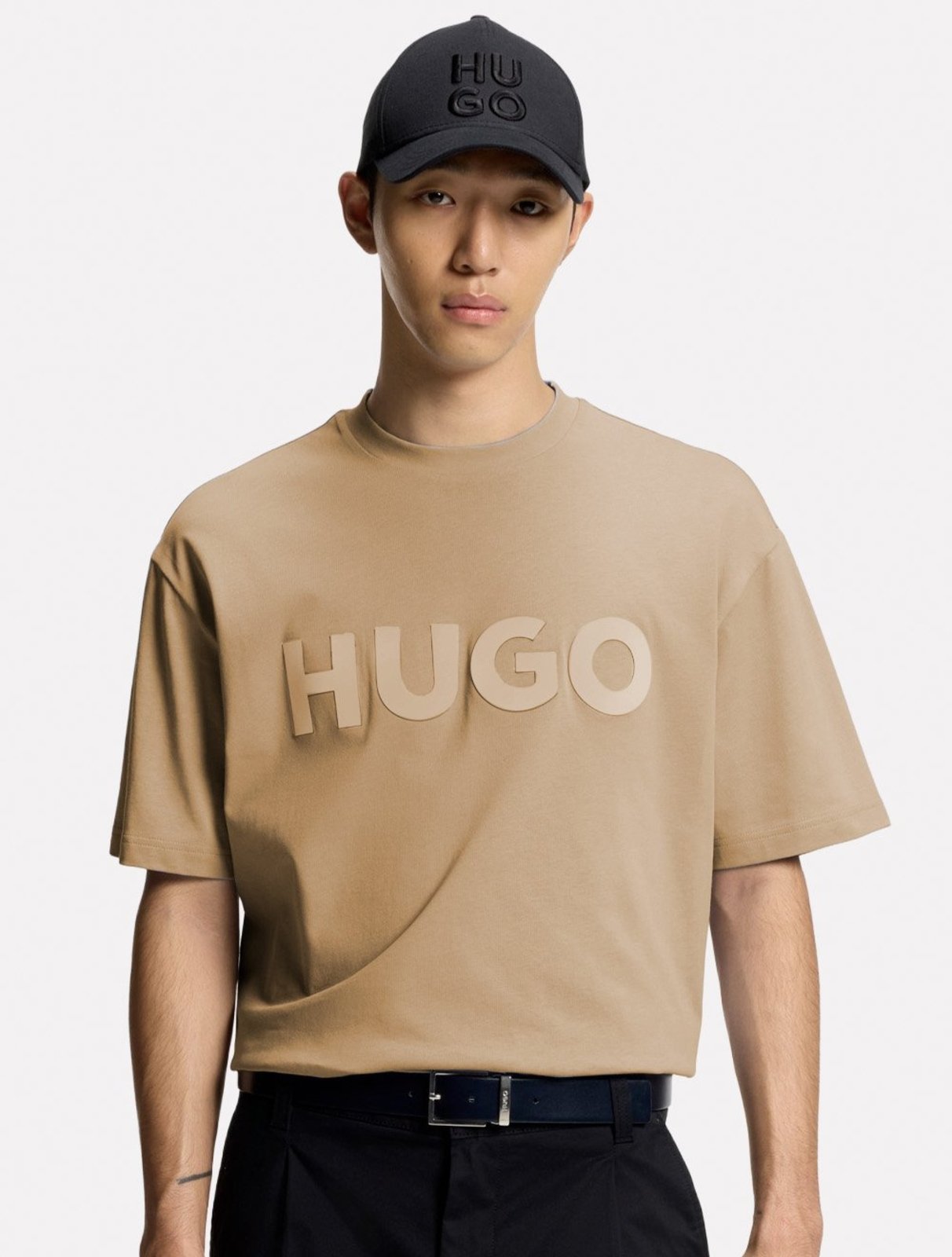 Camiseta Hugo Boss Masculina Regular Dulivio 928 Marrom Claro