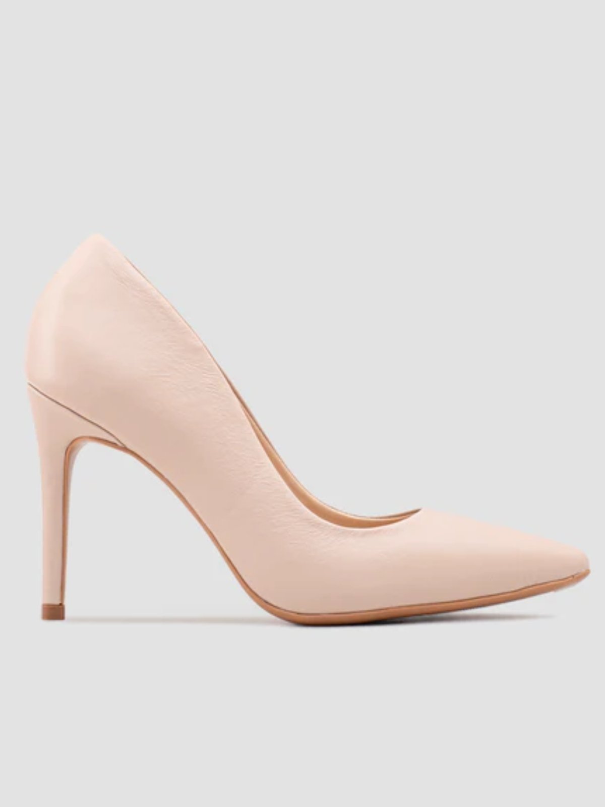 Scarpin CBK Salto Fino Couro Nude