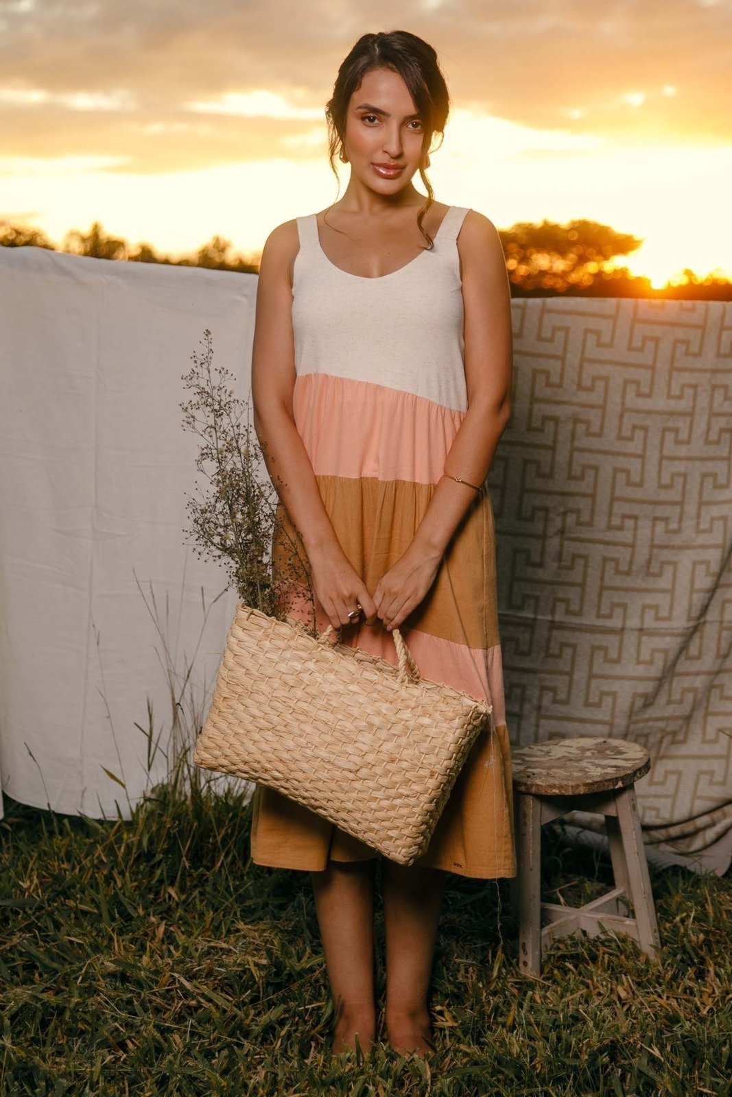 Vestido Midi Forrado Celeiro – Zaiko