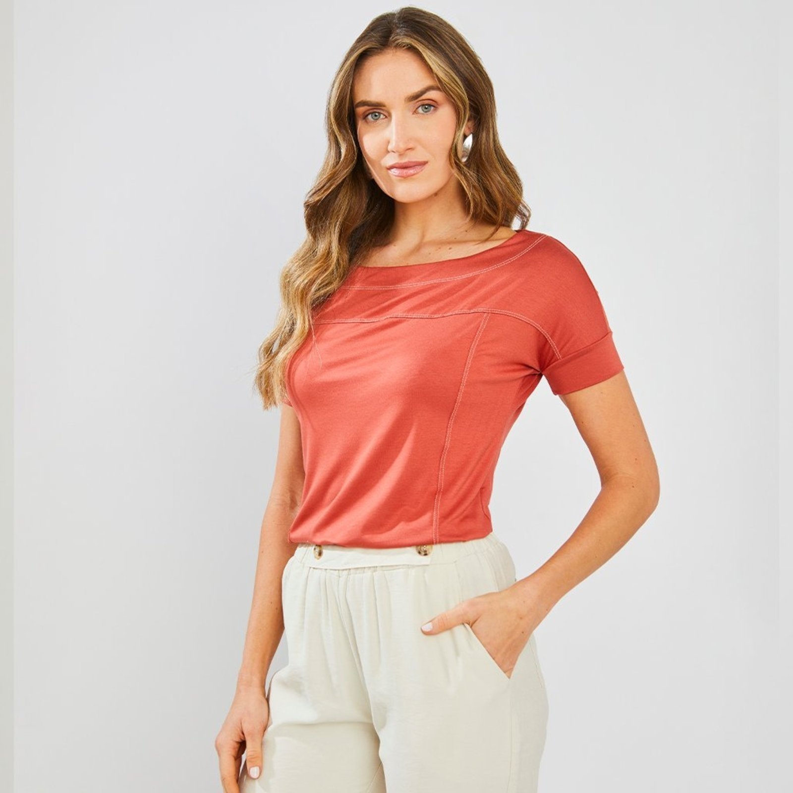 Blusa Detalhe me pesponto – 1841