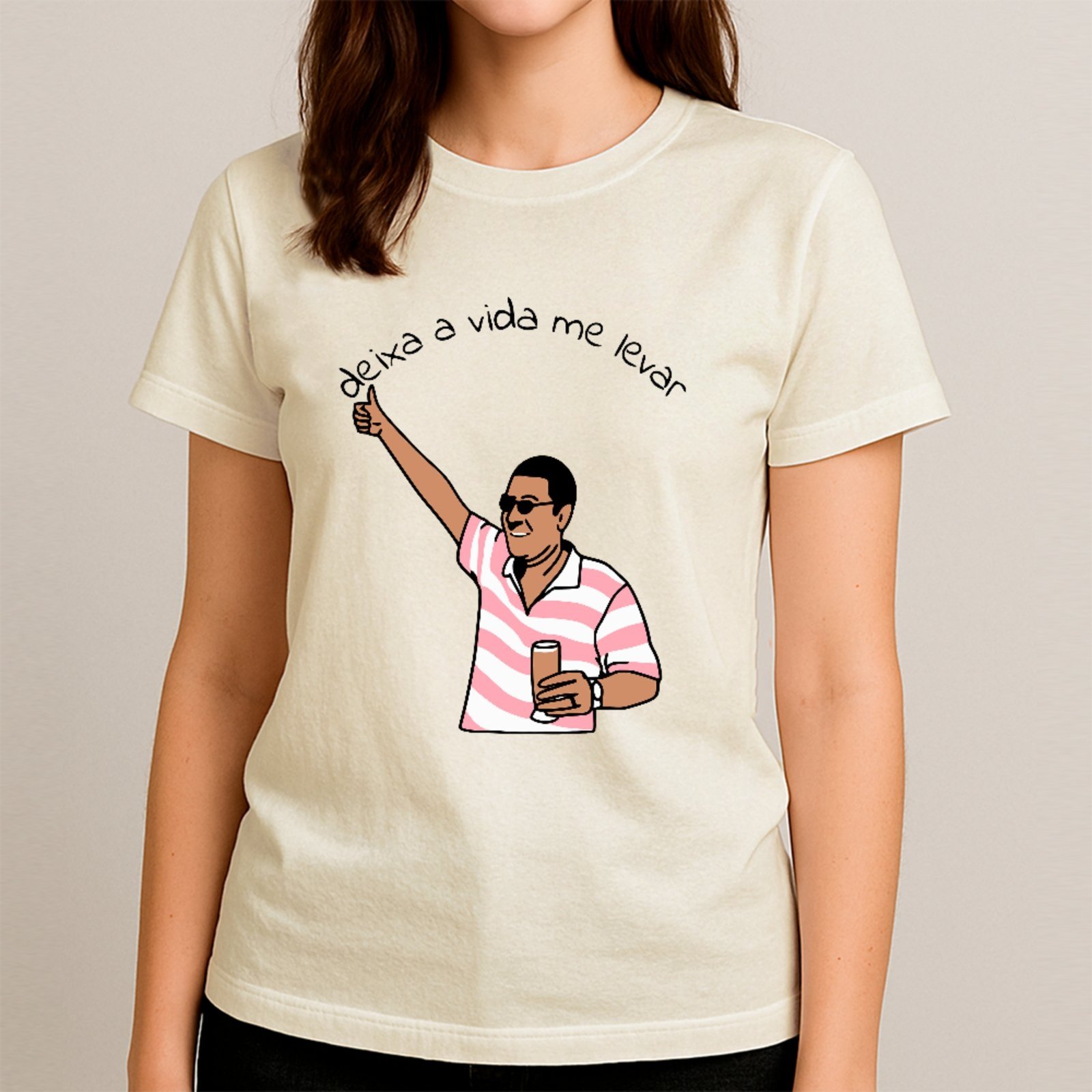 Vista 3 Camiseta Ousy Básica Deixa A Vida Me Levar Meme Brasileiro Unissex Off White off-white white ousy off-white white
