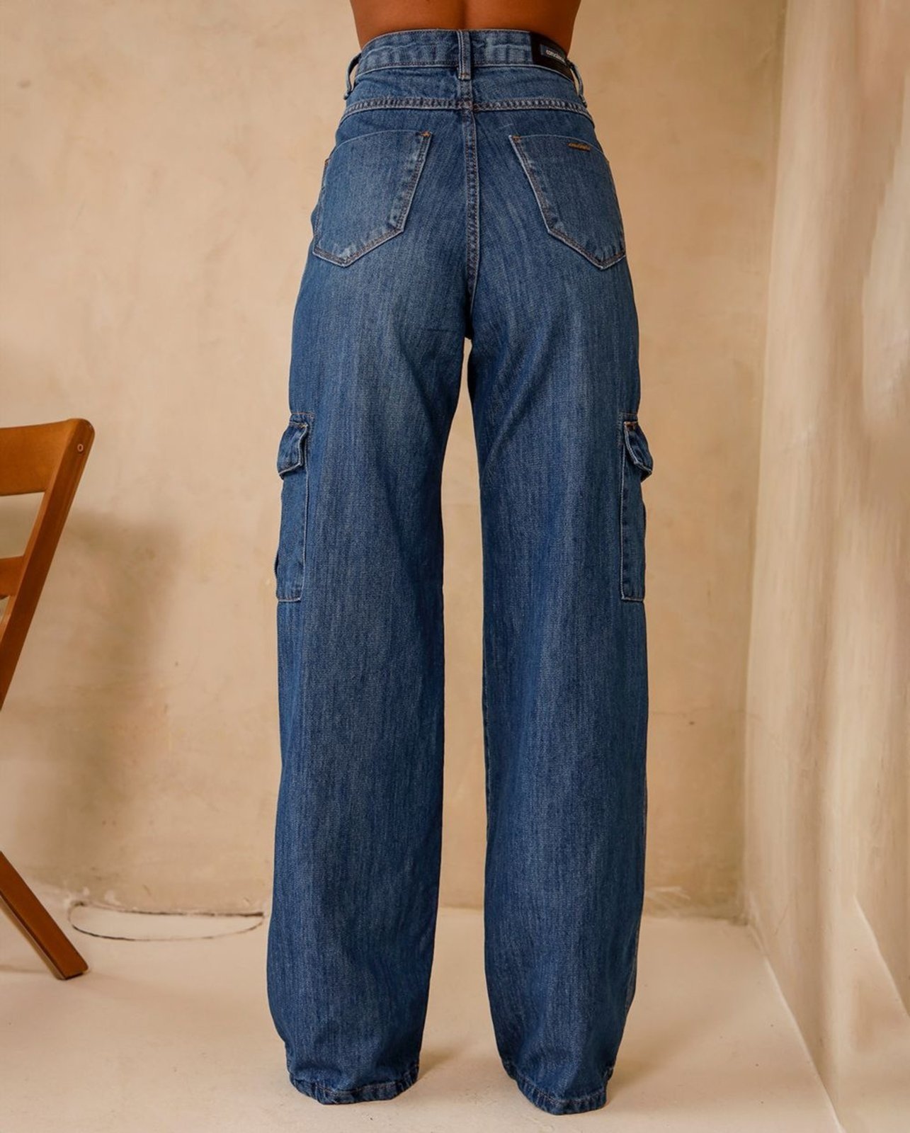 Vista 3 Calça Wide Leg Feminina Cintura Alta Bolso Cargo 22841 Sky com Bigode Consciência jeans Consciência jeans