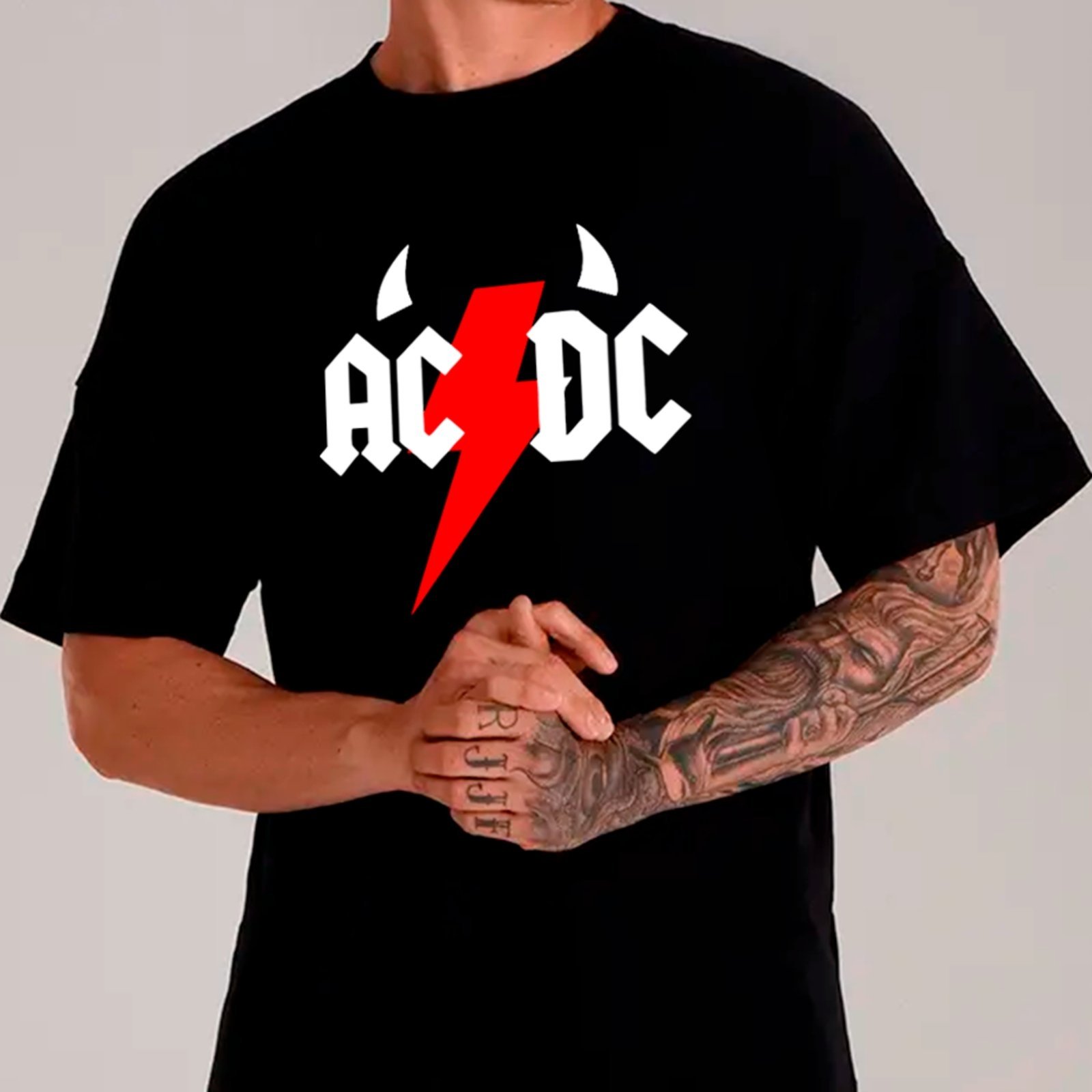 Camiseta Básica Banda AC/DC Logo Raio Vintage Classíco Rock Unissex Preto