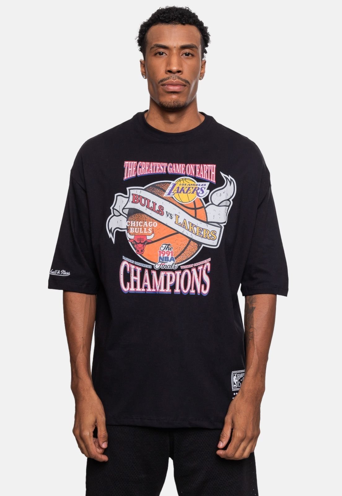 Camiseta Mitchell & Ness Estampada Champions Preta