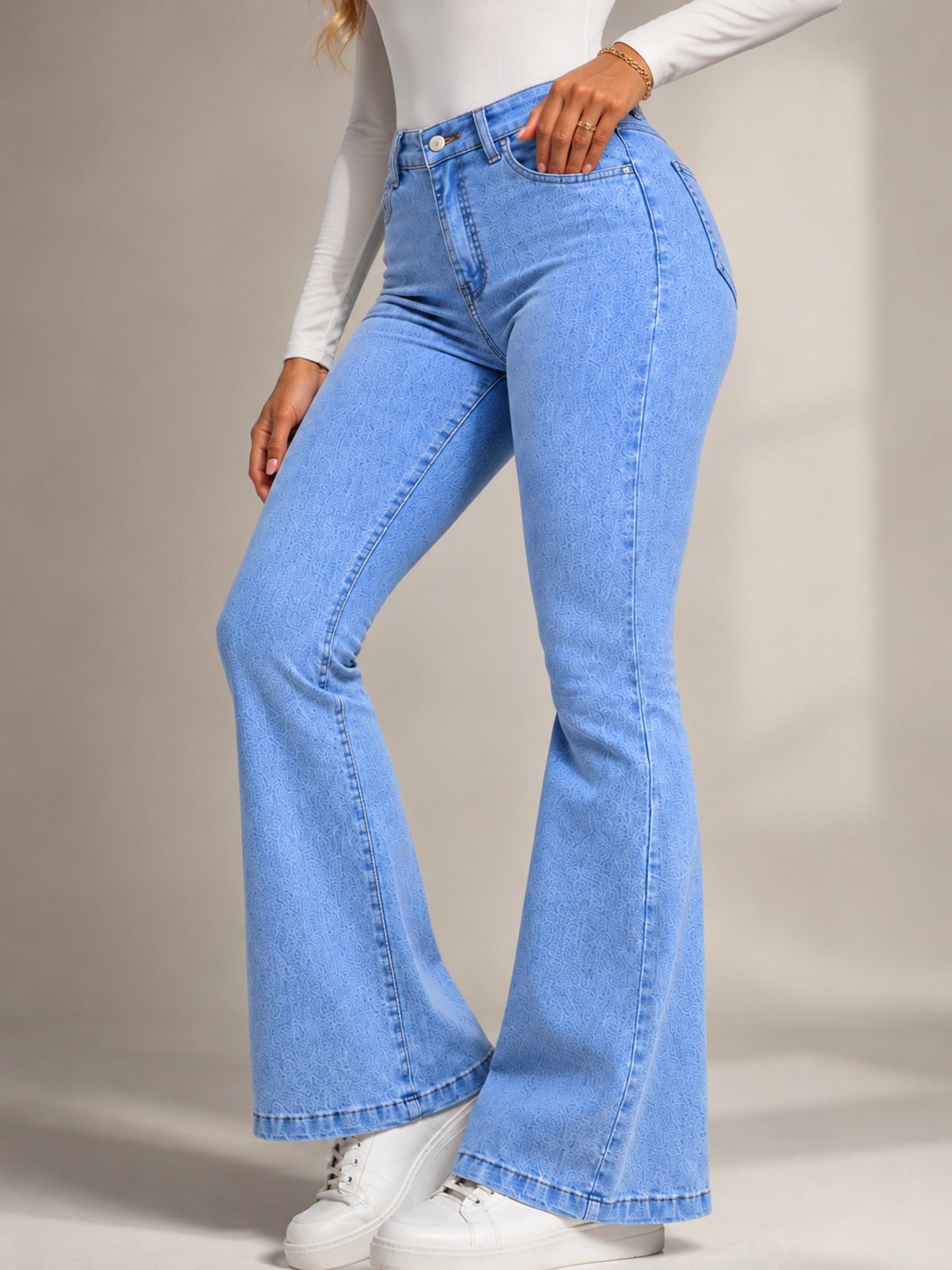 Calça Flare Jeans Feminina Ethereal Cintura Alta Delavê Premium