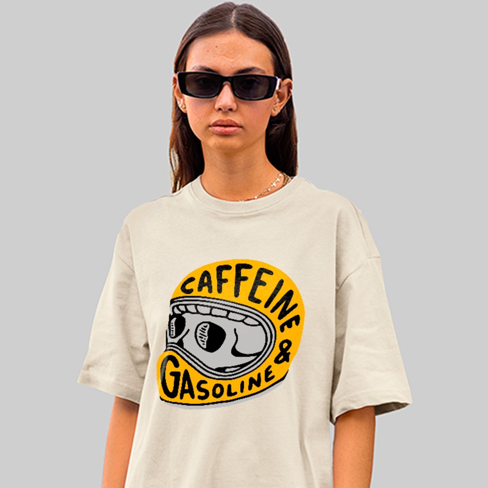 Camiseta Oversized Premium Caffeine And Gasoline Unissex Off White