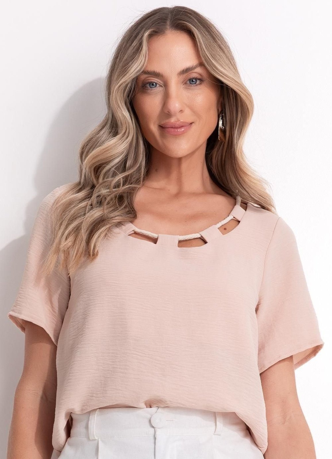 Vista 2 Blusa Em Crepe Plano Claro Quintess amarelo Quintess amarelo