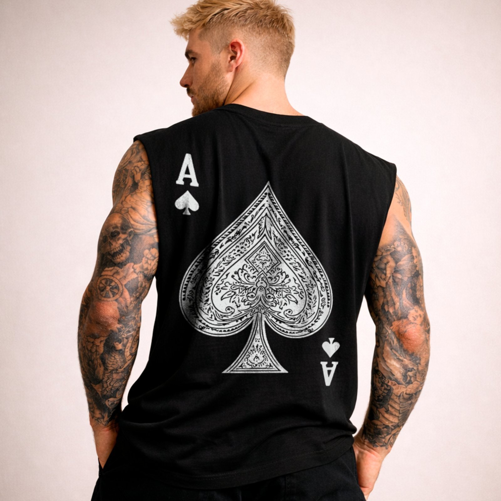 Camiseta Regata Machão Carta Ás Espadas Minimalista Poker Preto