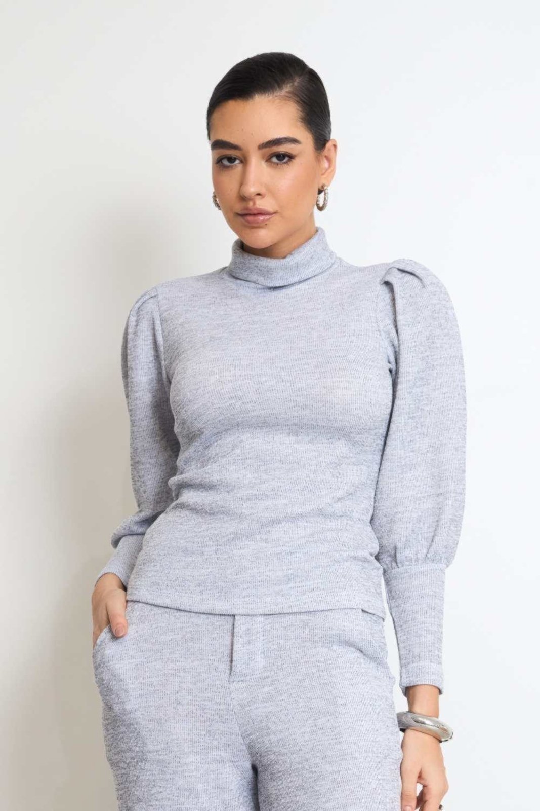 Blusa Vanibele Malha Cinza