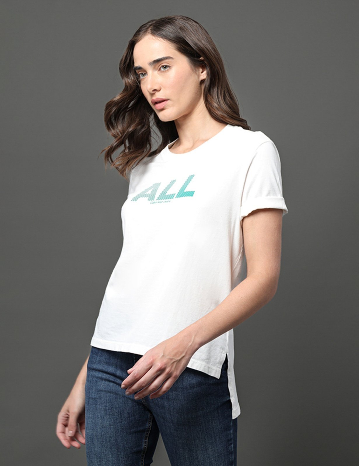 Camiseta Feminina All Calvin Klein Jeans – Off White Calvin Klein Jeans