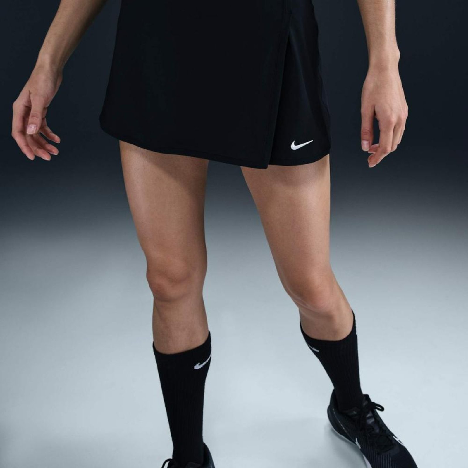 Vista 3 Saia NikeCourt Dri-FIT Victory Feminina preto Nike preto