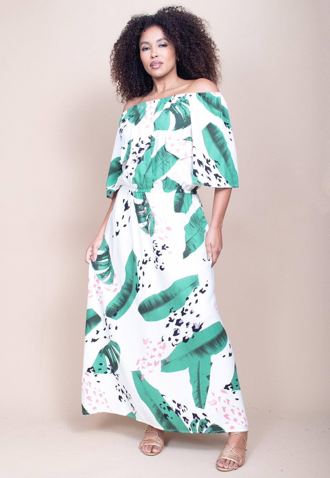 Vista 2 Vestido Midi Cabanafree Ciganinha Viscose com Lapela Estampa Folhagem Poética estampado/off-white/preto Cabanafree estampado/off-white/preto