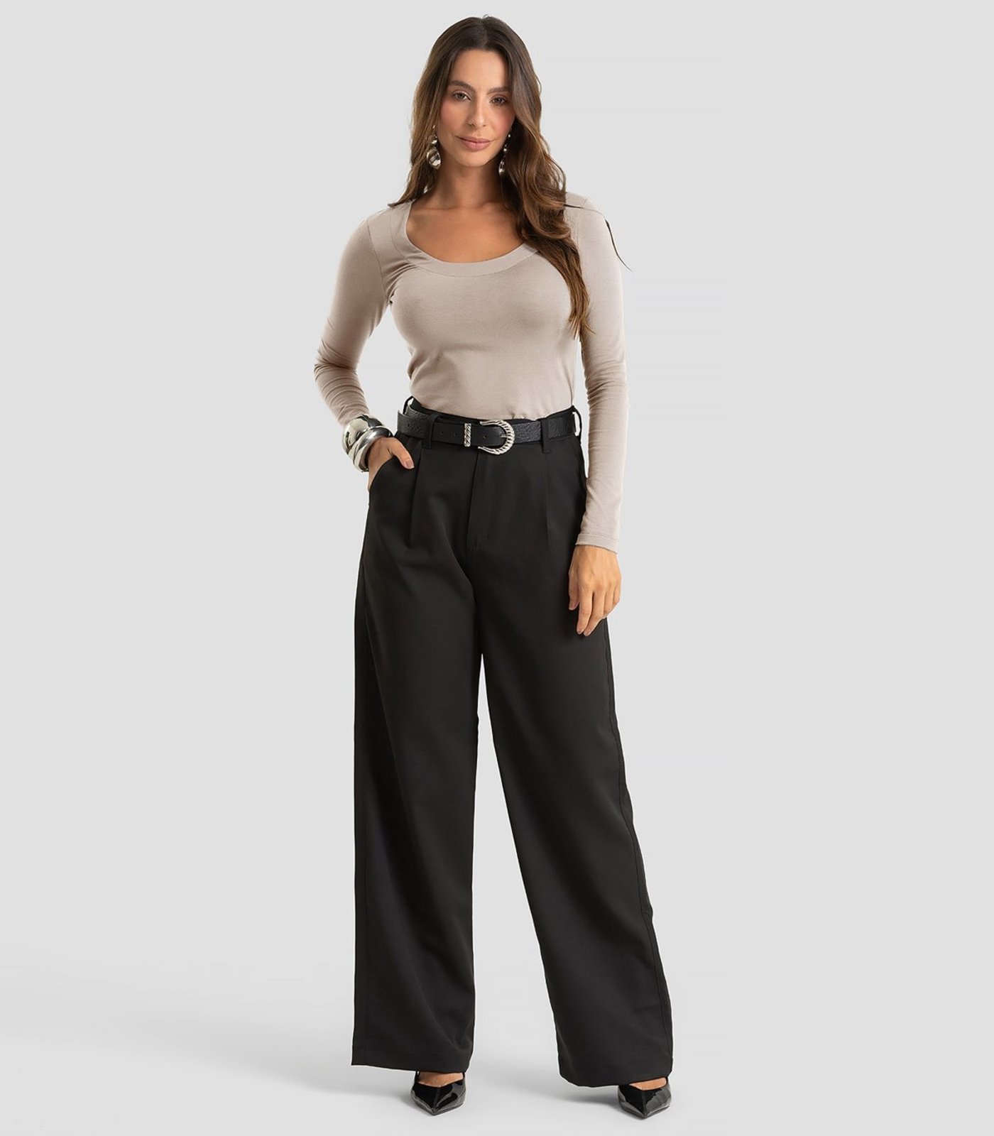 Blusa Feminina Manga Longa Em Cotton Leve Dianna Bege