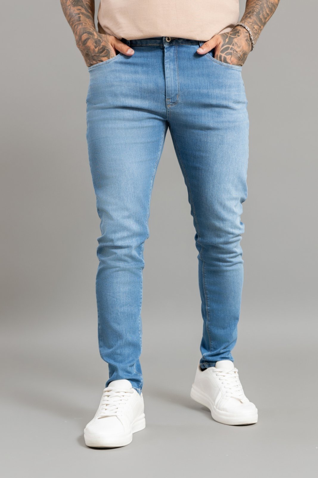 Calça Jeans Skinny Masculina Lavagem Azul Clara com Elastano