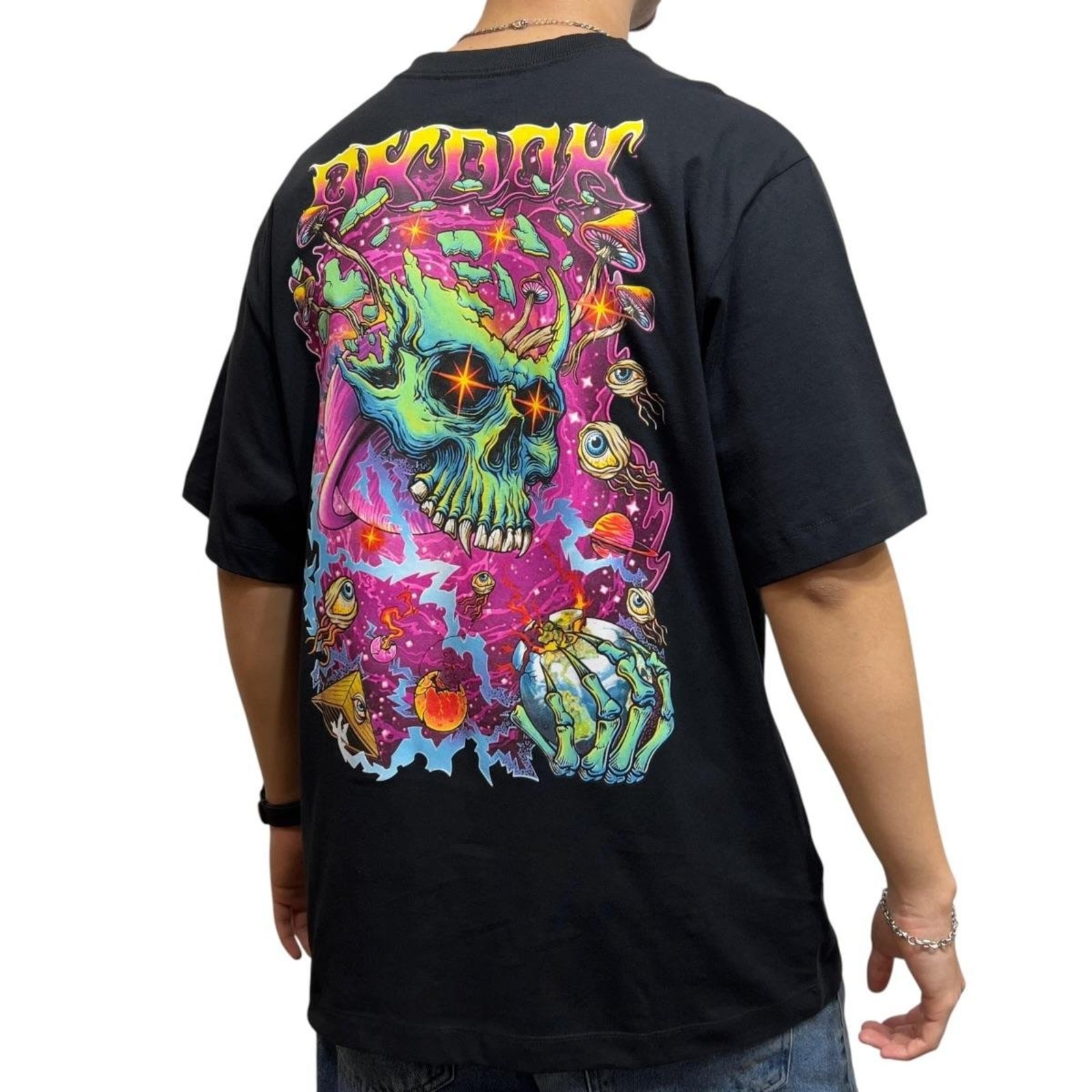 Camiseta Oversized End Of Times- Okdok - Preto