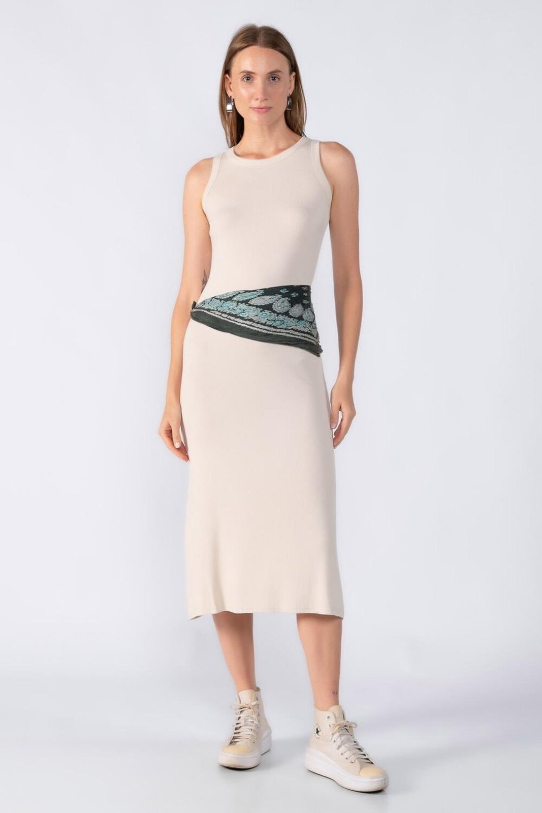 Vestido canelado regata Bege