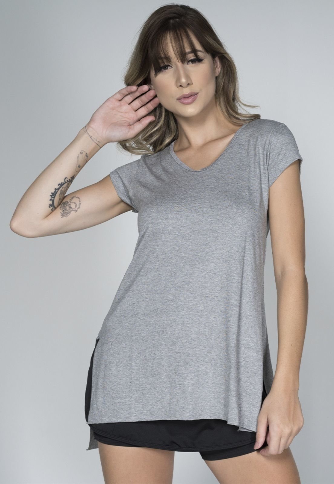 Blusa Vekyo Fitness Tapa Bumbum Longa Ju Cinza