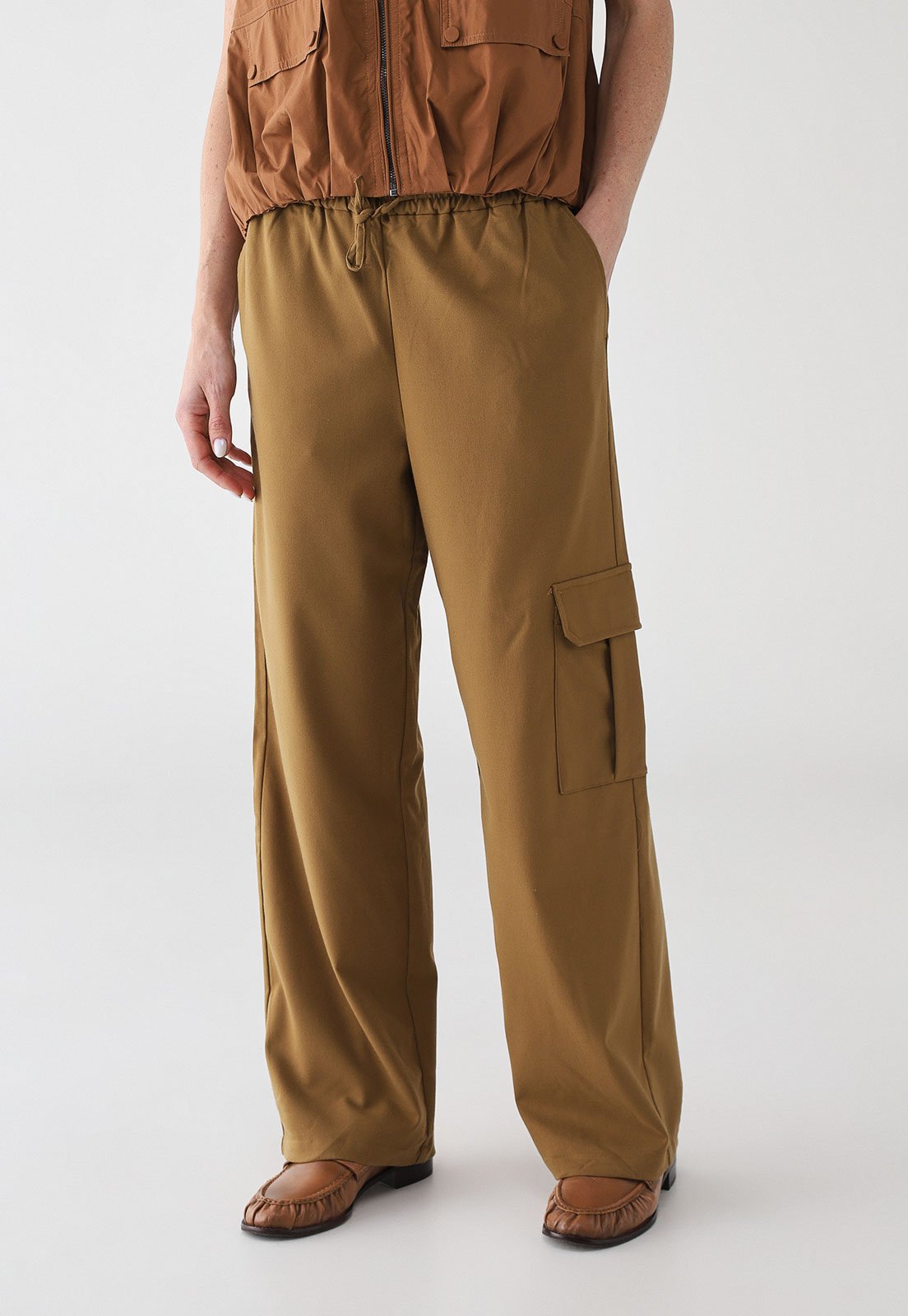 Calça Feminina Hering Cargo Cós Elástico Marrom