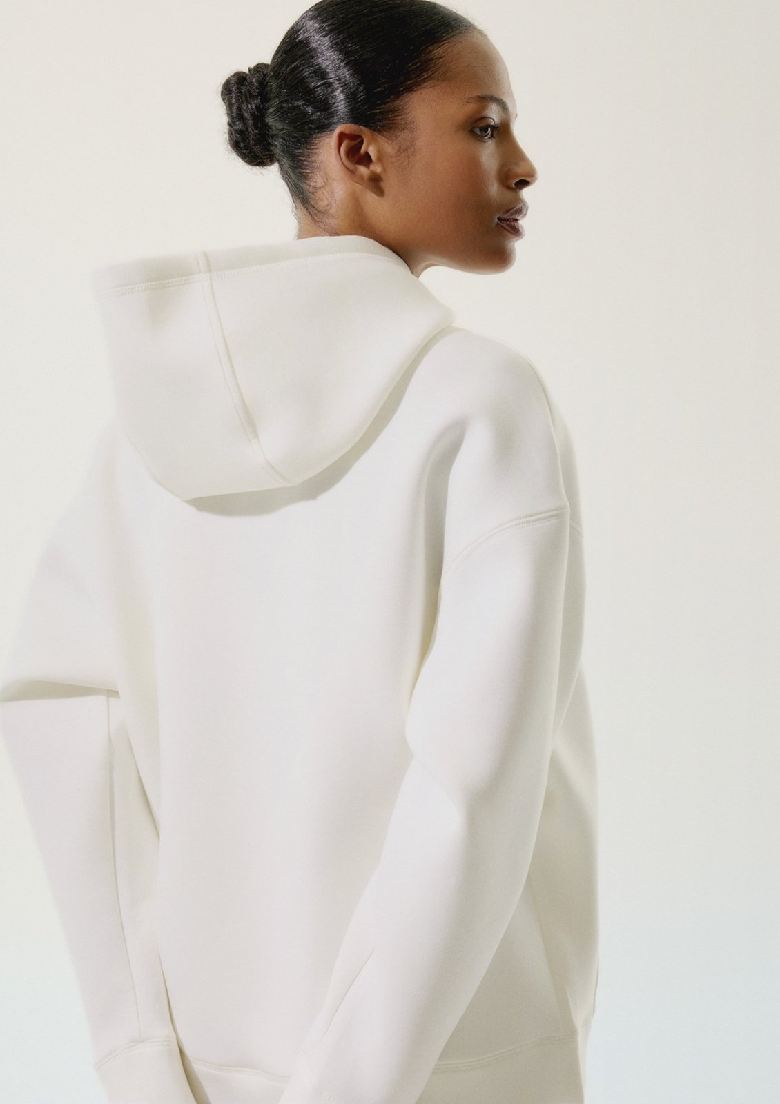 Vista 3 Blusão Esportivo Feminino Com Capuz Hering HERING SPORTS off-white HERING SPORTS off-white